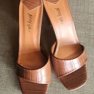 Nasty Gal Brown Croc-Embossed Heels
